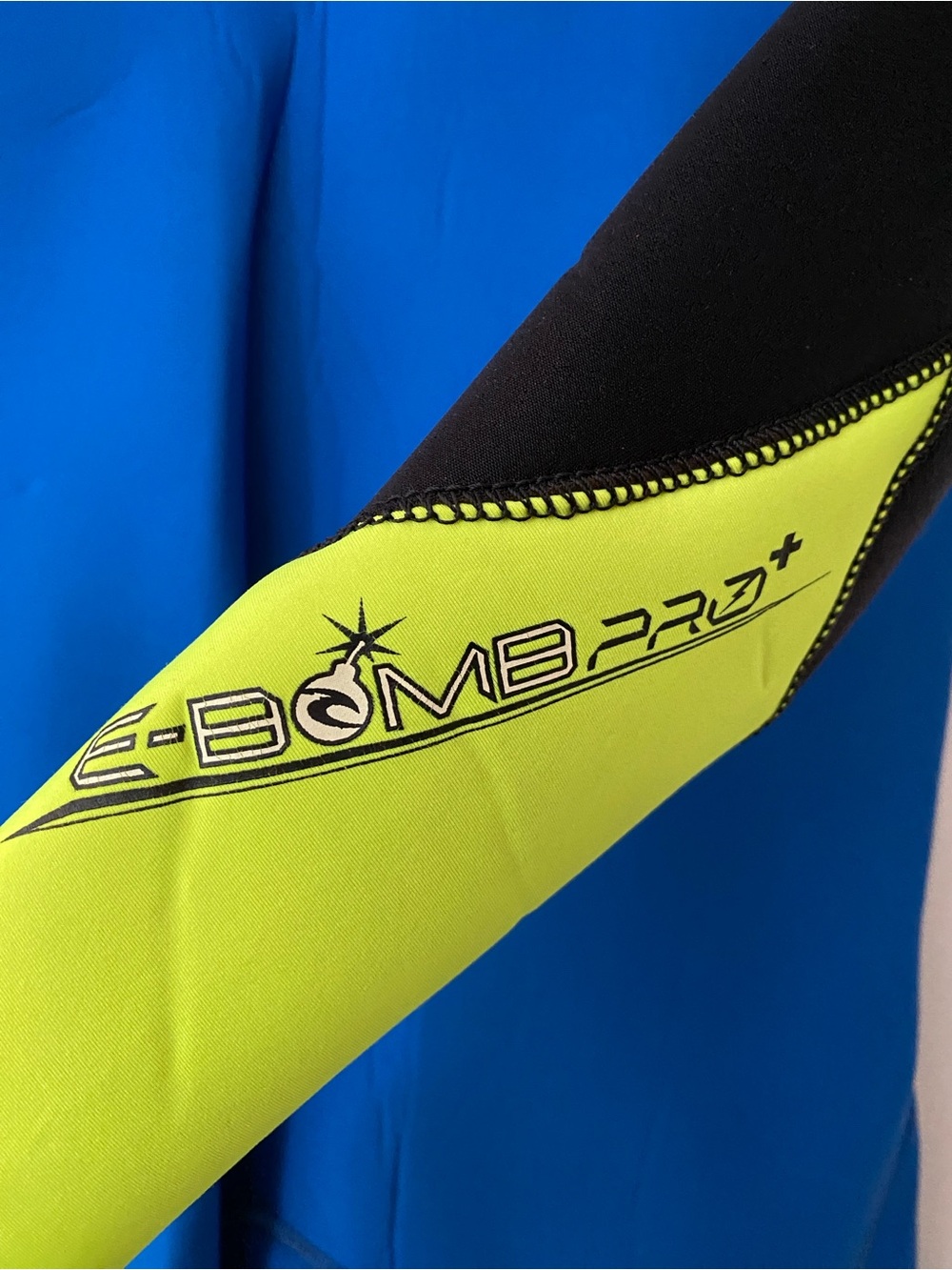 Rip Curl E-Bomb 3/2 Wetsuit 🌊 - Picture 4 of 10